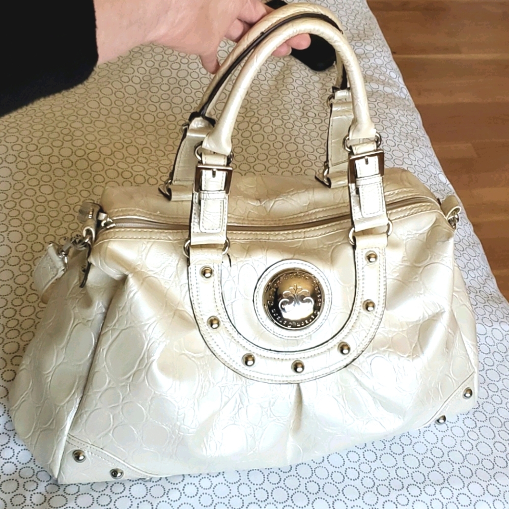 Dereon Large Purse